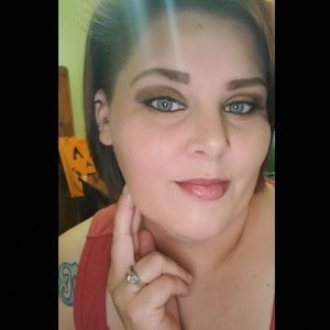 Meet your Posher, Marie-lyn